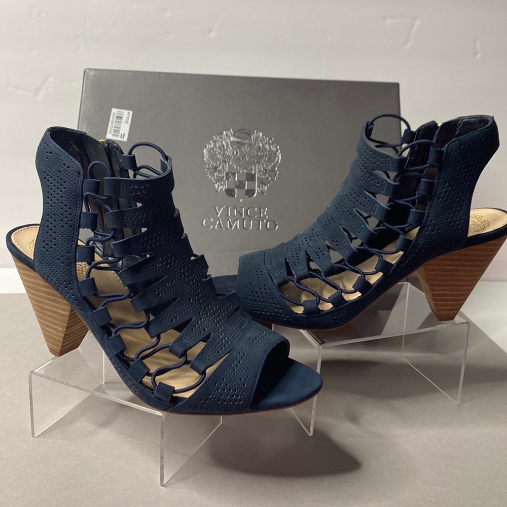 Vince Camuto Dark Navy Oil Nubuck Open Toe/Back Heeled Sandal. Size 7.5